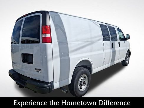 New 2025 GMC Savana 2500 Extended w/ Safety Package RWD image 4