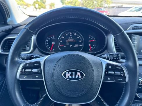 Used 2019 Kia Sorento EX AWD/4WD image 19