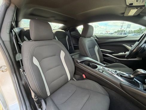 Used 2019 Chevrolet Camaro LT RWD image 22