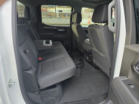 Used 2025 GMC Sierra 1500 Elevation AWD/4WD image 12
