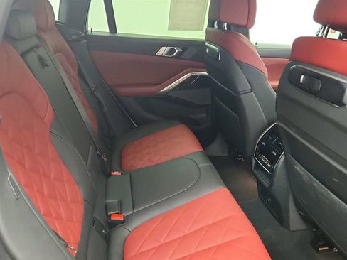 Used 2025 BMW X6 xDrive40i w/ Climate Comfort Package AWD/4WD image 23