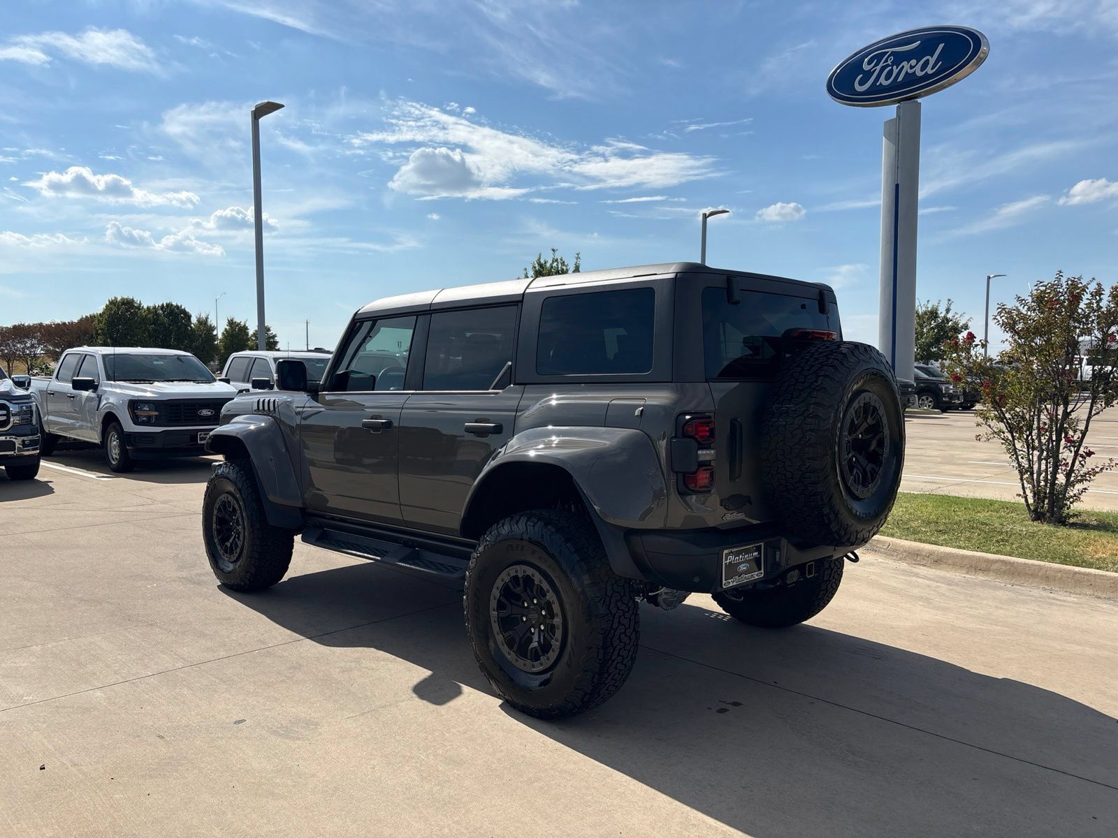 New 2026 Ford Bronco Raptor w/ Interior Carbon Fiber Pack AWD/4WD image 3