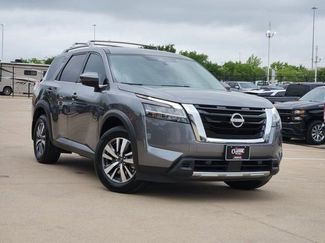 Used 2024 Nissan Pathfinder SL w/ Cargo Package video 2