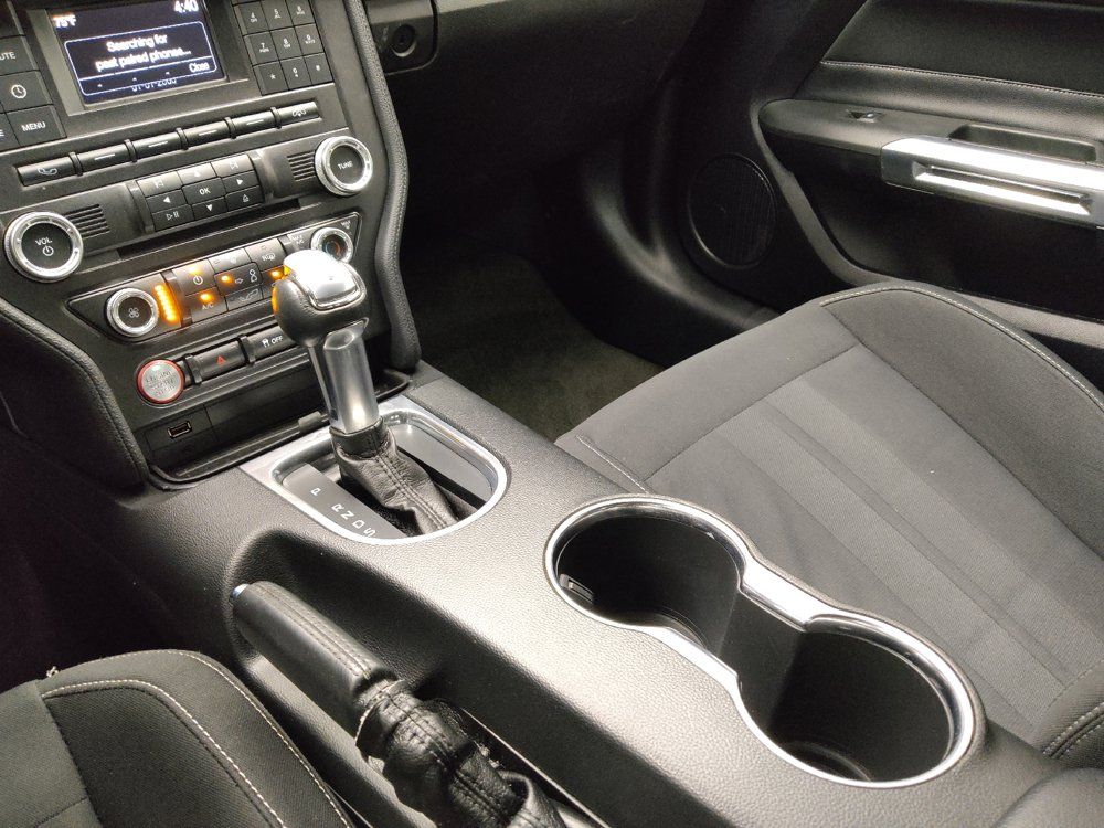 Used 2018 Ford Mustang Coupe RWD image 26