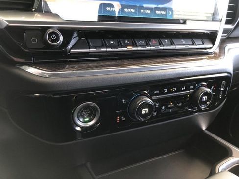 Used 2023 Chevrolet Silverado 1500 LT Trail Boss image 31