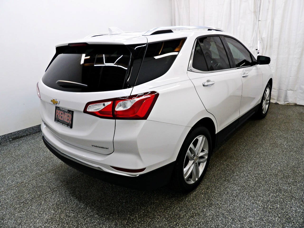 Used 2021 Chevrolet Equinox Premier FWD image 6