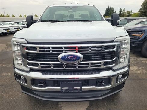 New 2024 Ford F550 4x4 SuperCab Super Duty w/ XL Chrome Package image 3