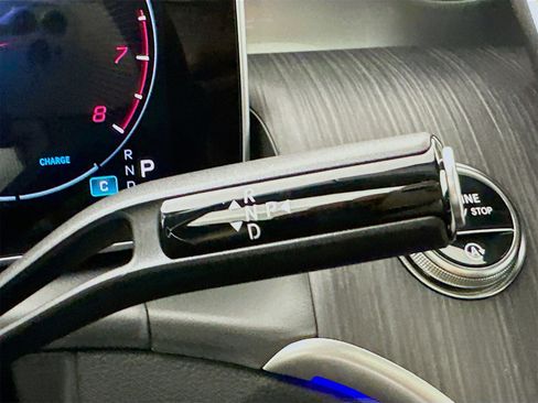 New 2026 Mercedes-Benz GLC 300 image 18