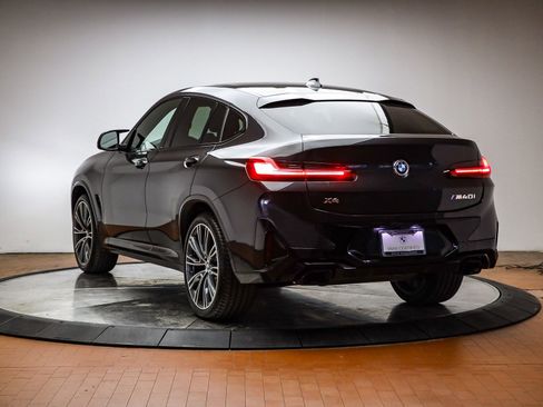 Certified 2023 BMW X4 M40i w/ Premium Package image 2