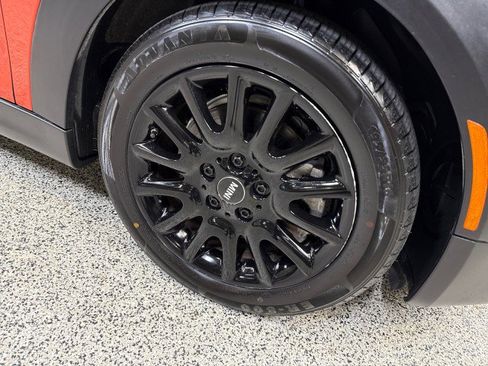 Used 2019 MINI Cooper S w/ Premium Package image 71