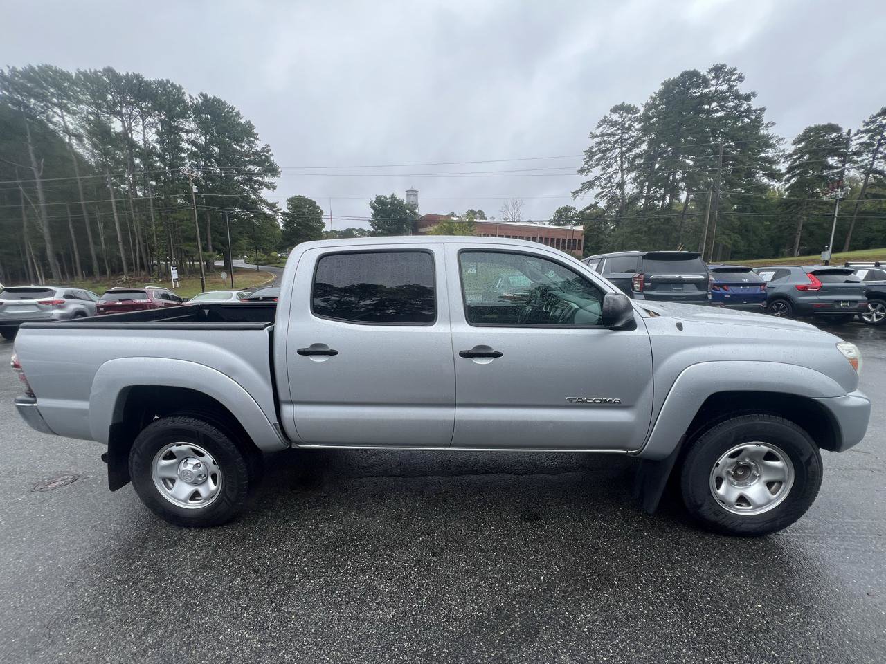 Used 2013 Toyota Tacoma PreRunner w/ SR5 Pkg RWD image 5