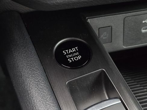New 2026 Nissan Kicks SV w/ Cold Weather Package FWD image 27