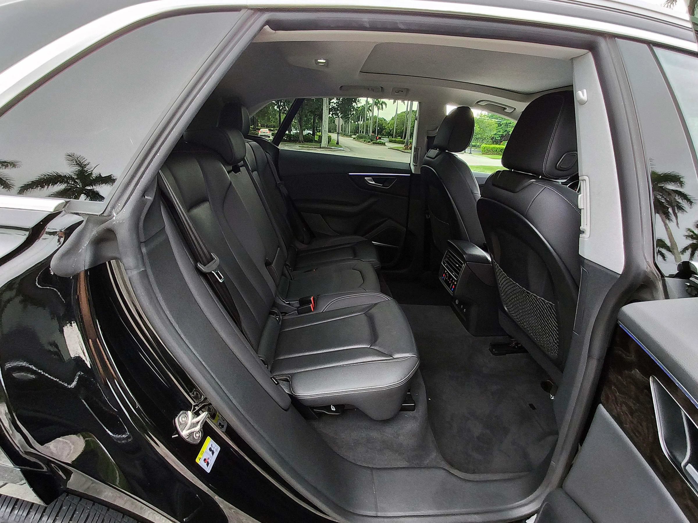 Used 2023 Audi Q8 Premium Plus w/ Premium Plus Package AWD/4WD image 37