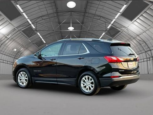 Used 2018 Chevrolet Equinox LT w/ Sun & Infotainment Package image 5