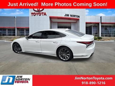 Used 2020 Lexus LS 500 w/ Interior Upgrade Package RWD image 4