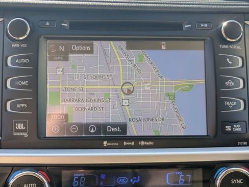 Used 2017 Toyota Highlander Limited image 17