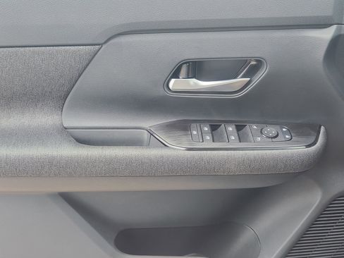 New 2026 Nissan Kicks SV FWD image 21