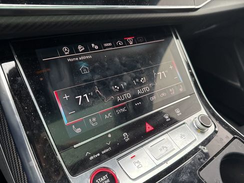 Used 2024 Audi RS Q8 image 16