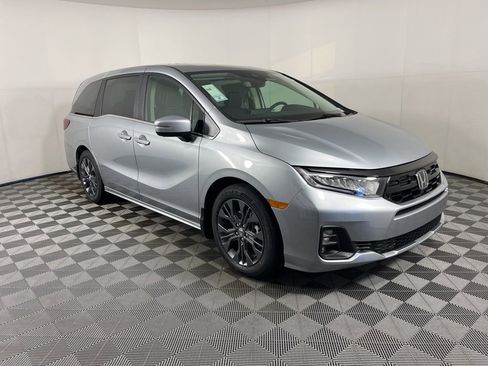 New 2026 Honda Odyssey Touring image 21