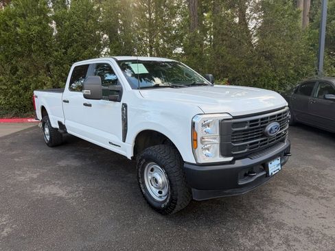 Used 2024 Ford F350 XL w/ XL Off-Road Package image 2