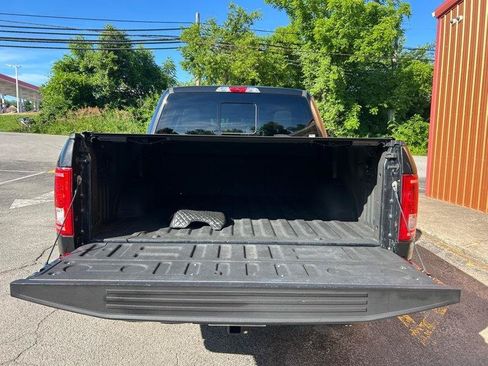 Used 2015 Ford F150 XLT w/ Equipment Group 302A Luxury AWD/4WD image 7