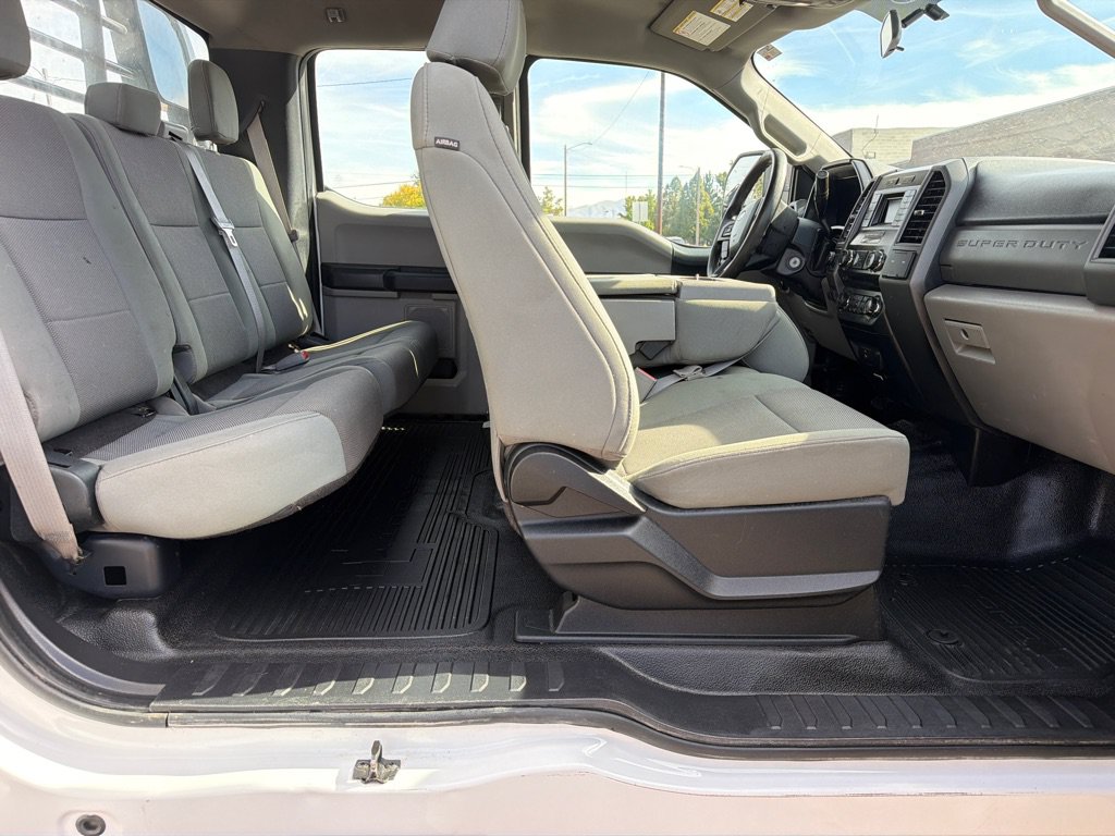 Used 2017 Ford F350 XL w/ Power Equipment Group AWD/4WD image 8