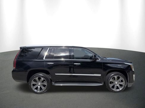 Used 2020 Cadillac Escalade 2WD image 22