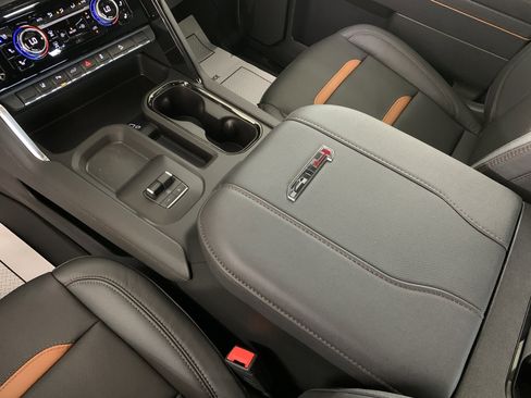 New 2025 GMC Sierra 2500 AT4 w/ AT4 Premium Plus Package image 32