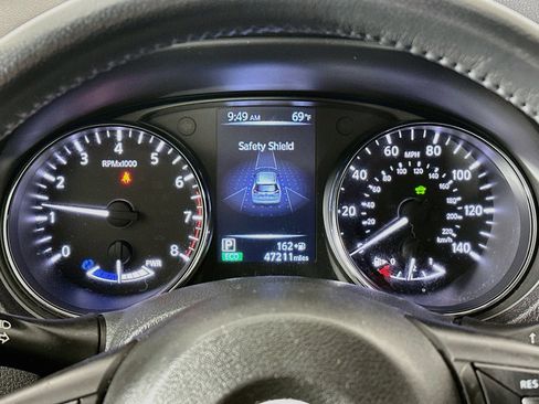 Used 2017 Nissan Rogue SL w/ SL HEV Premium Package AWD/4WD image 19