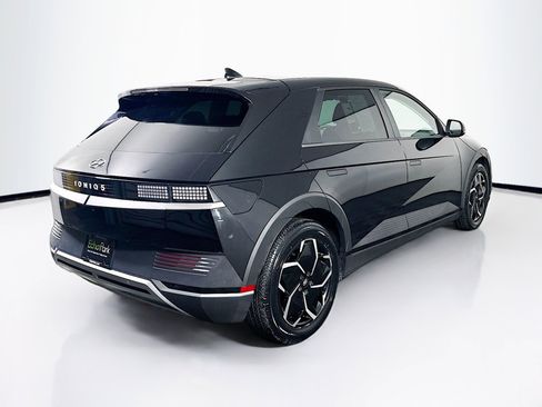 Used 2024 Hyundai Ioniq 5 SEL image 9