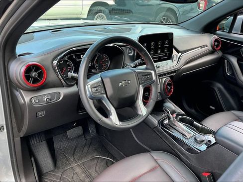Used 2024 Chevrolet Blazer RS FWD image 6