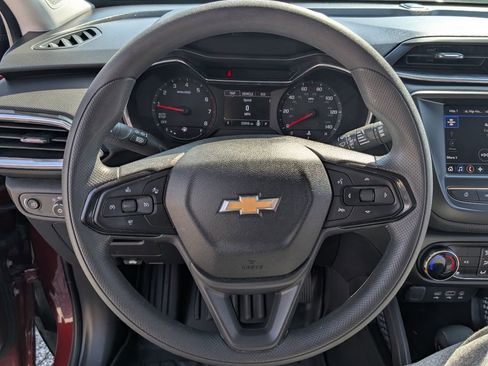 Used 2023 Chevrolet TrailBlazer LT image 17