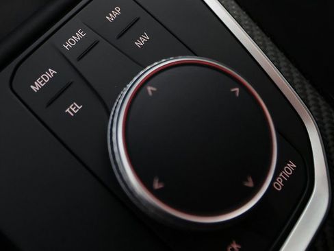 Used 2025 BMW M3 w/ Executive Package image 28