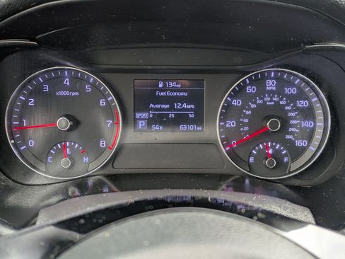 Used 2020 Kia Forte LXS FWD image 17