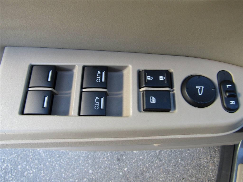 Used 2009 Honda Pilot EX-L image 16