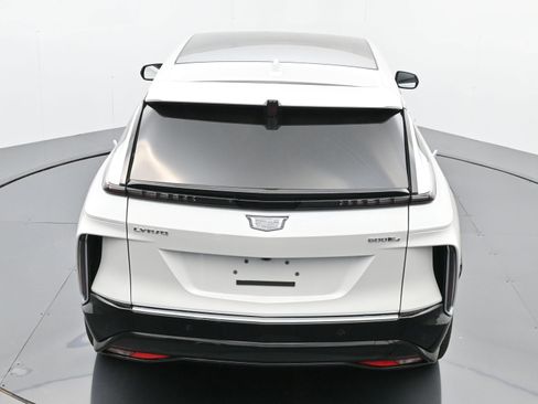 New 2025 Cadillac Lyriq Luxury image 26