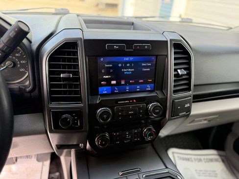Used 2020 Ford F150 XLT w/ Equipment Group 302A Luxury AWD/4WD image 18