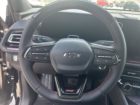 New 2026 Chevrolet Traverse RS AWD/4WD image 12