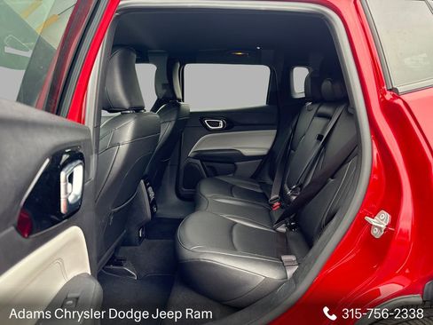 Used 2025 Jeep Compass Limited AWD/4WD image 11