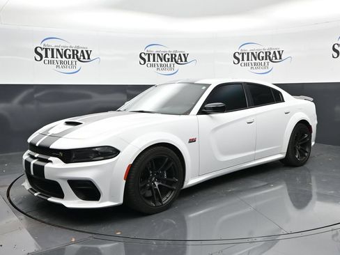 Used 2023 Dodge Charger Scat Pack RWD image 3