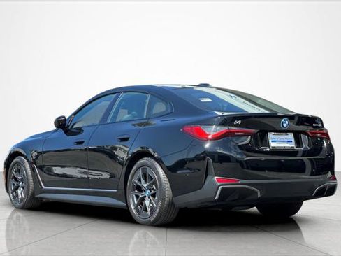 Used 2023 BMW i4 eDrive35 w/ Premium Package RWD image 3