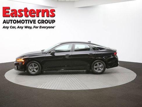 Used 2024 Nissan Sentra SV image 59