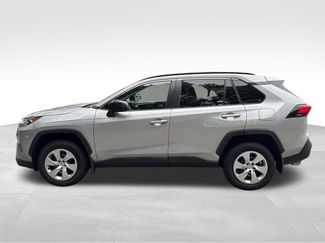 Used 2020 Toyota RAV4 LE w/ All Weather Liner Package FWD video 2