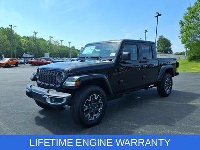 New 2026 Jeep Gladiator Sport