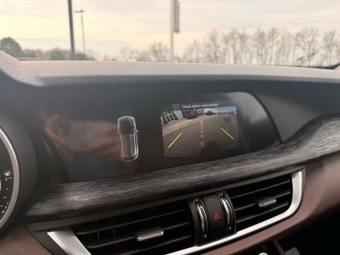 Used 2021 Alfa Romeo Stelvio Sprint w/ Cold Weather Package image 19