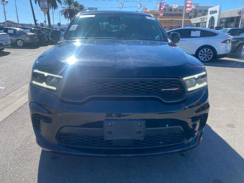 Used 2024 Dodge Durango GT RWD image 2