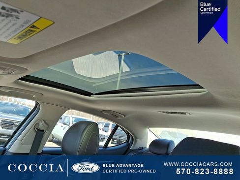 Used 2021 Genesis G70 2.0T w/ Elite Package image 14