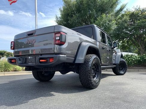 Used 2024 Jeep Gladiator Mojave w/ Safety Group AWD/4WD image 8