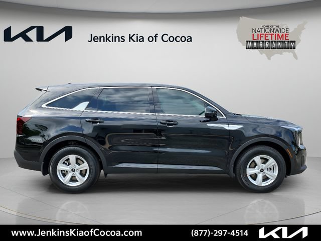 New 2026 Kia Sorento LX FWD image 3