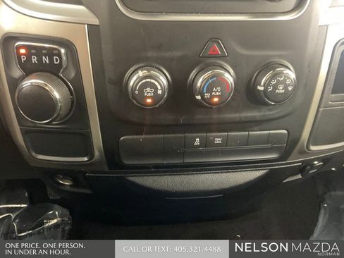 Used 2015 RAM 1500 Classic SLT RWD image 31